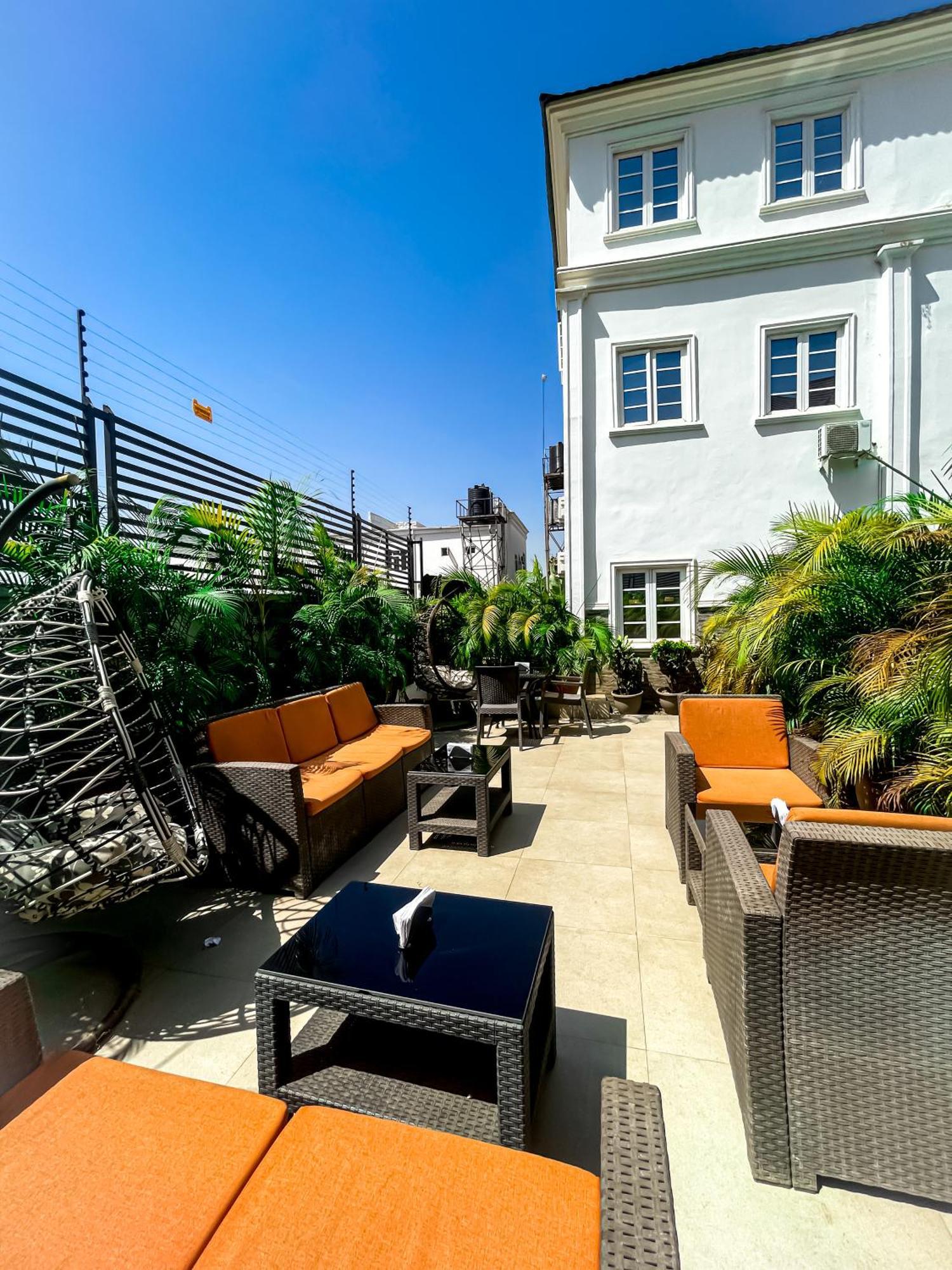 The Tranquil Mews Hotell Abuja Exteriör bild